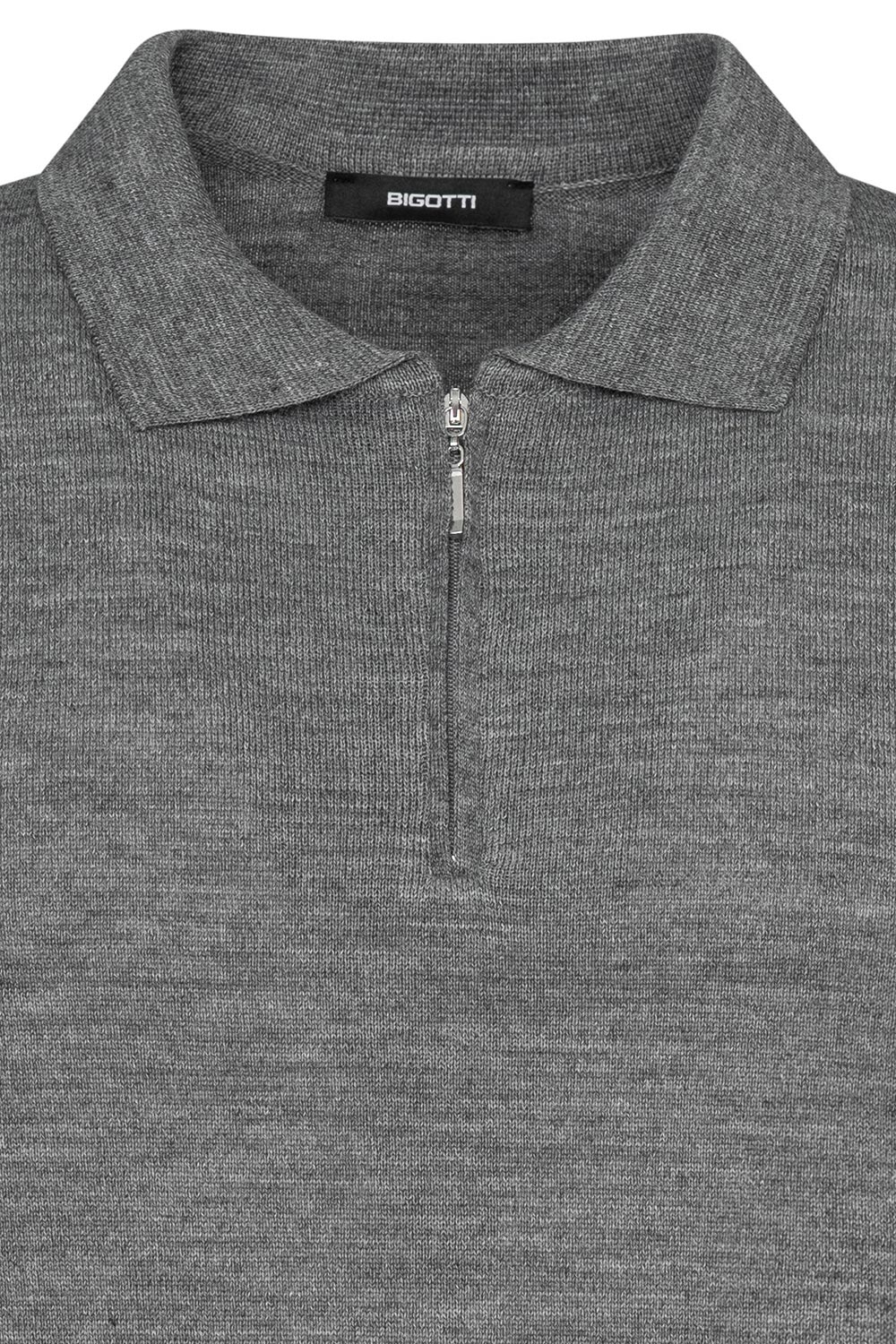 Slim body grey sweater 1