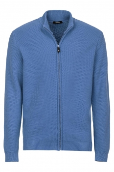 Slim body light blue sweater