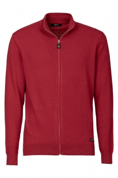 Slim body red sweater