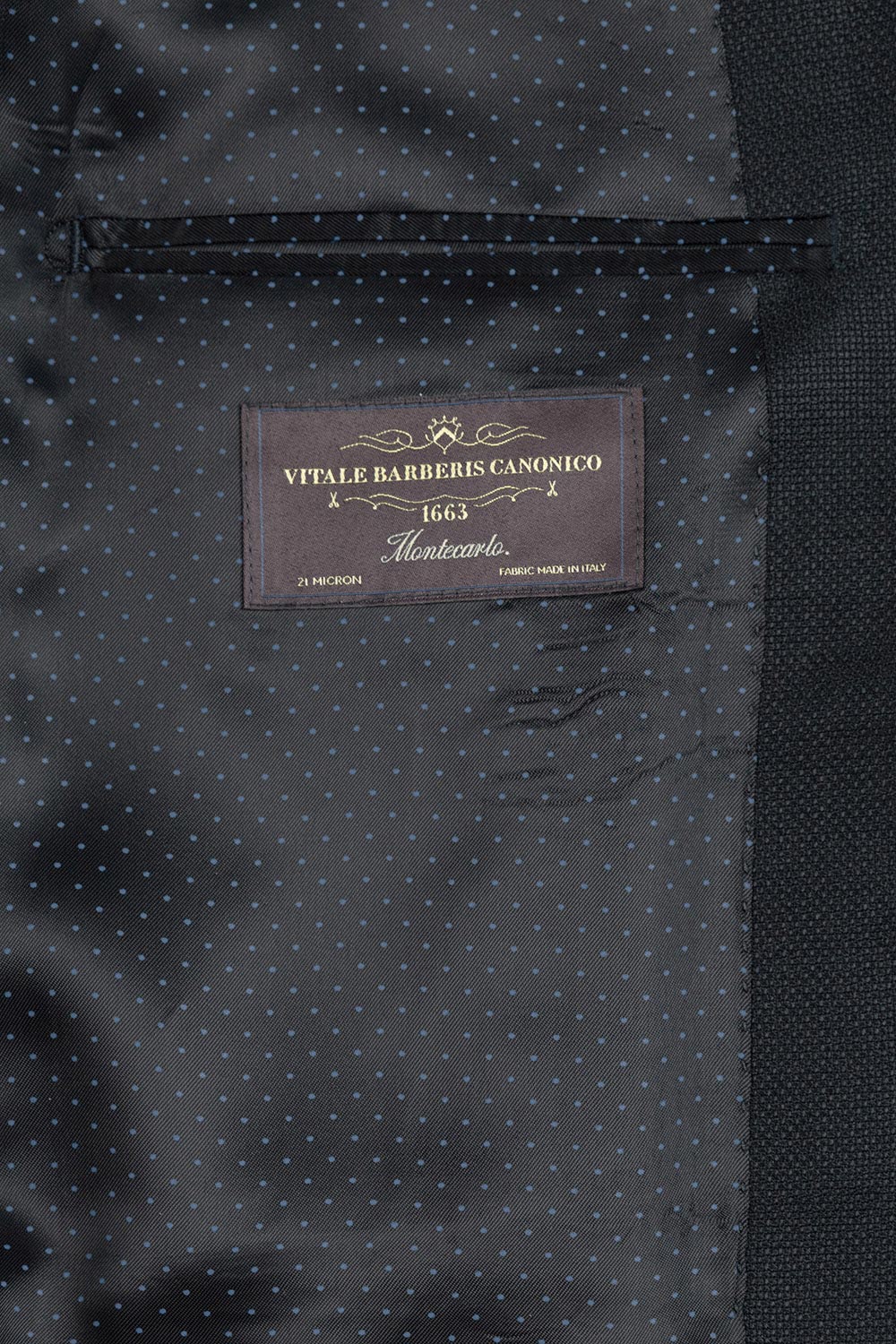 Slim body black structured blazer 2