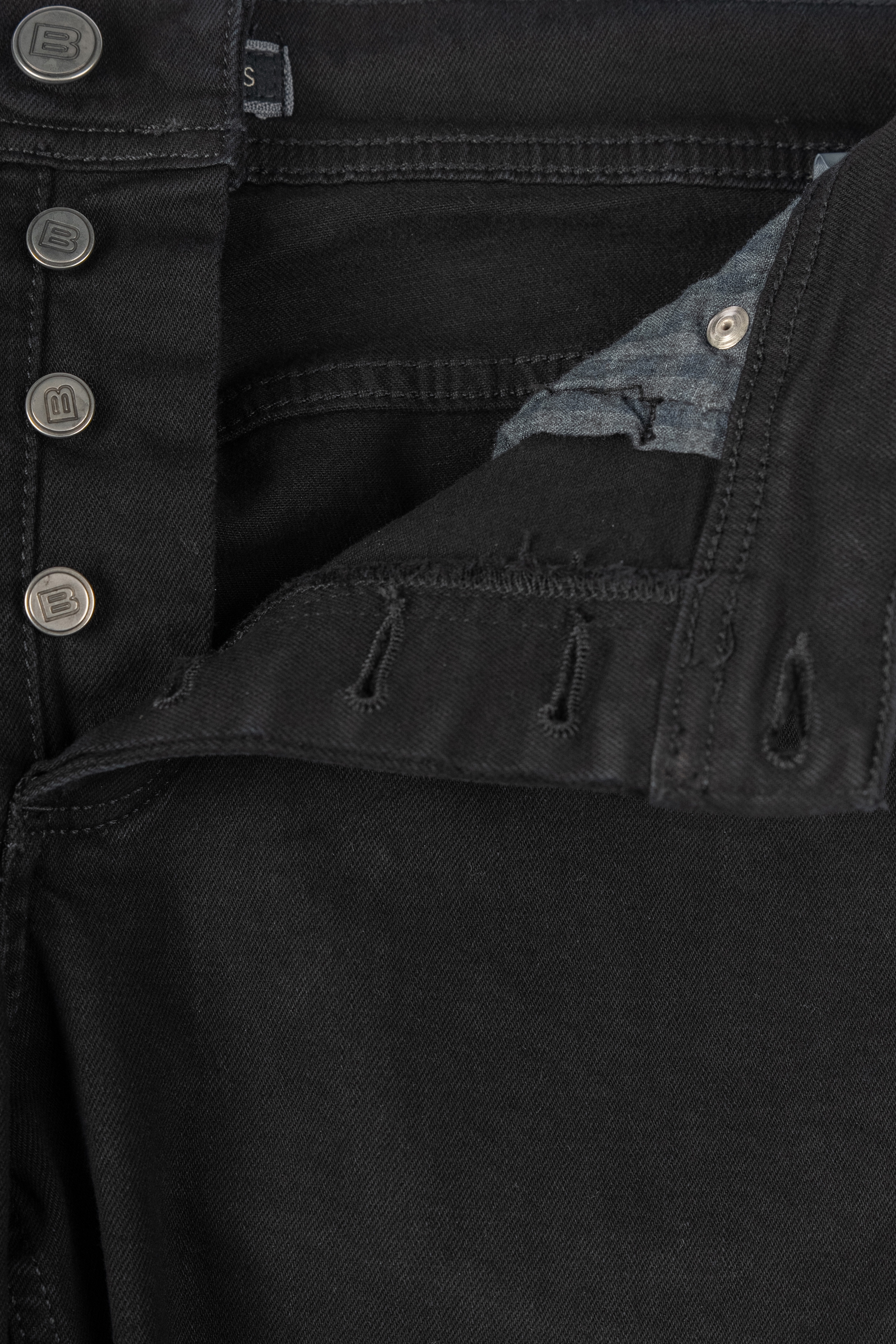 Blugi slim negri uni 2