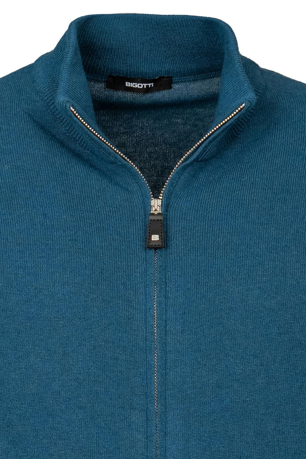 Slim body blue sweater 1