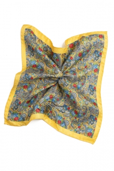 Yellow pocket square