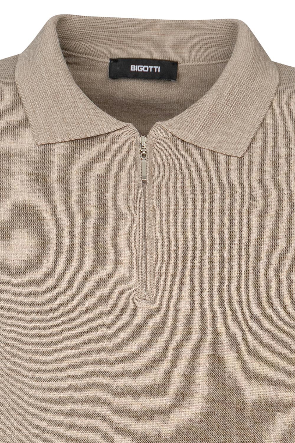 Slim body beige sweater 1