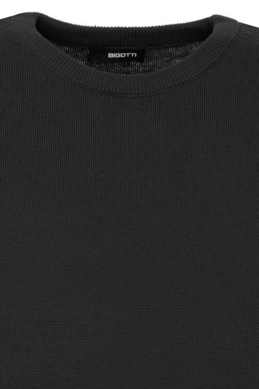 Pulover slim negru guler rotund 1