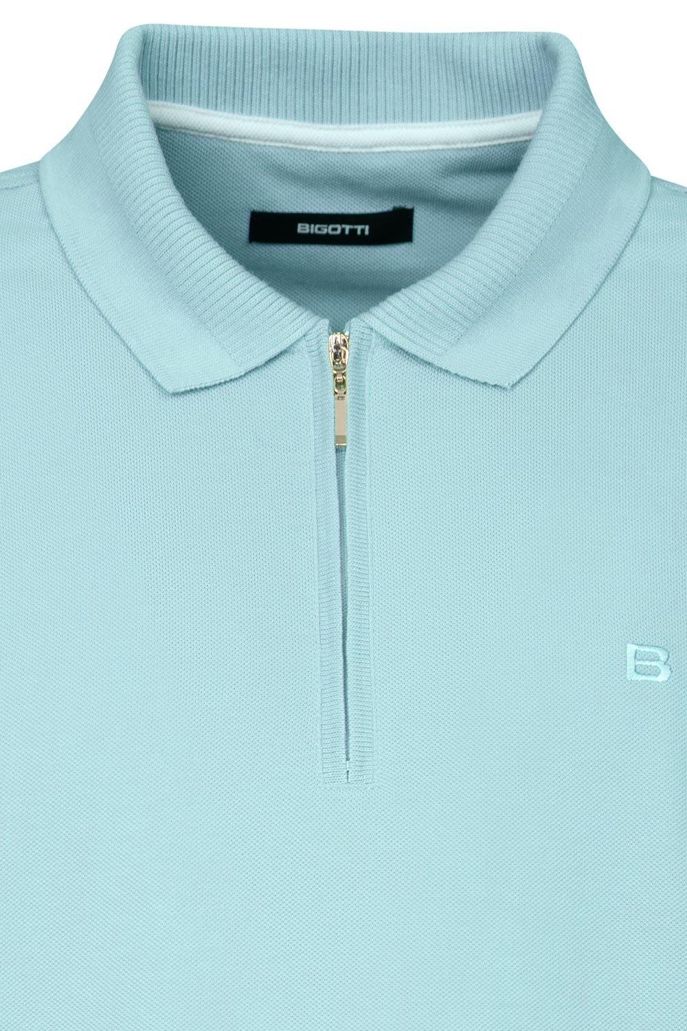 Light blue plain t-shirt 1