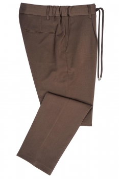 Pantaloni slim maro uni