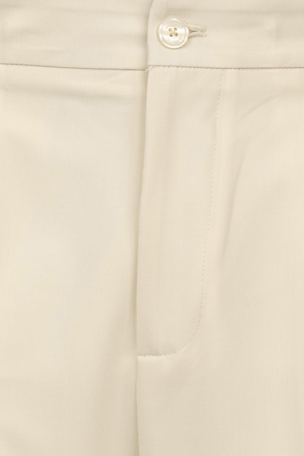 Pantaloni scurti slim bej uni 2