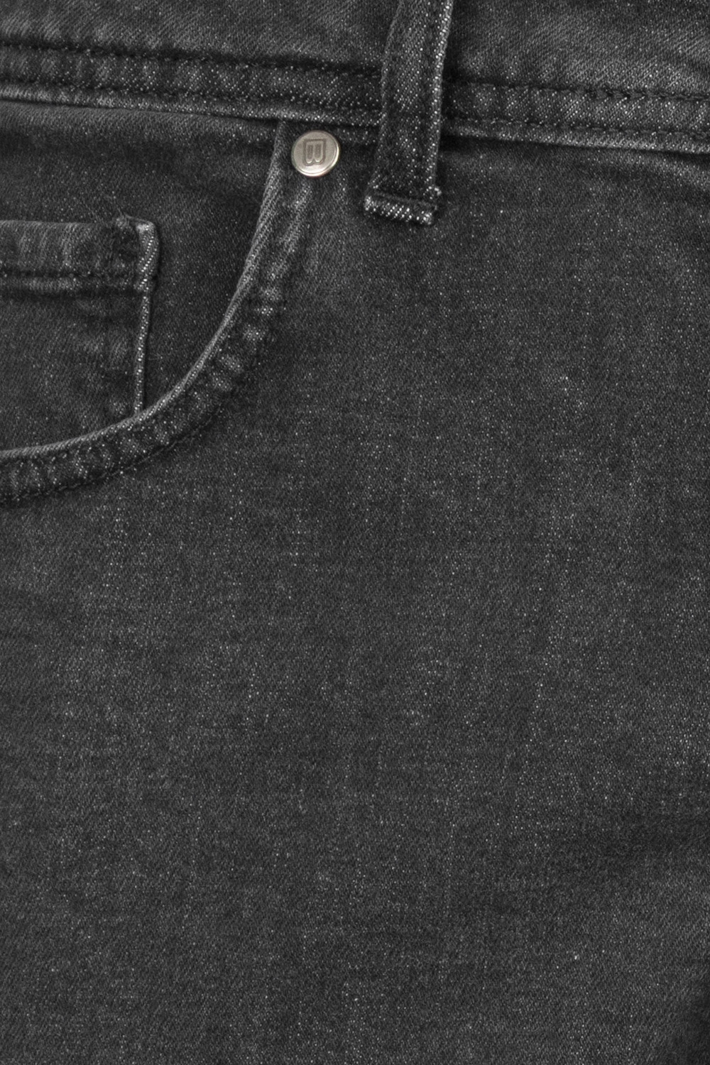 Black jeans 2