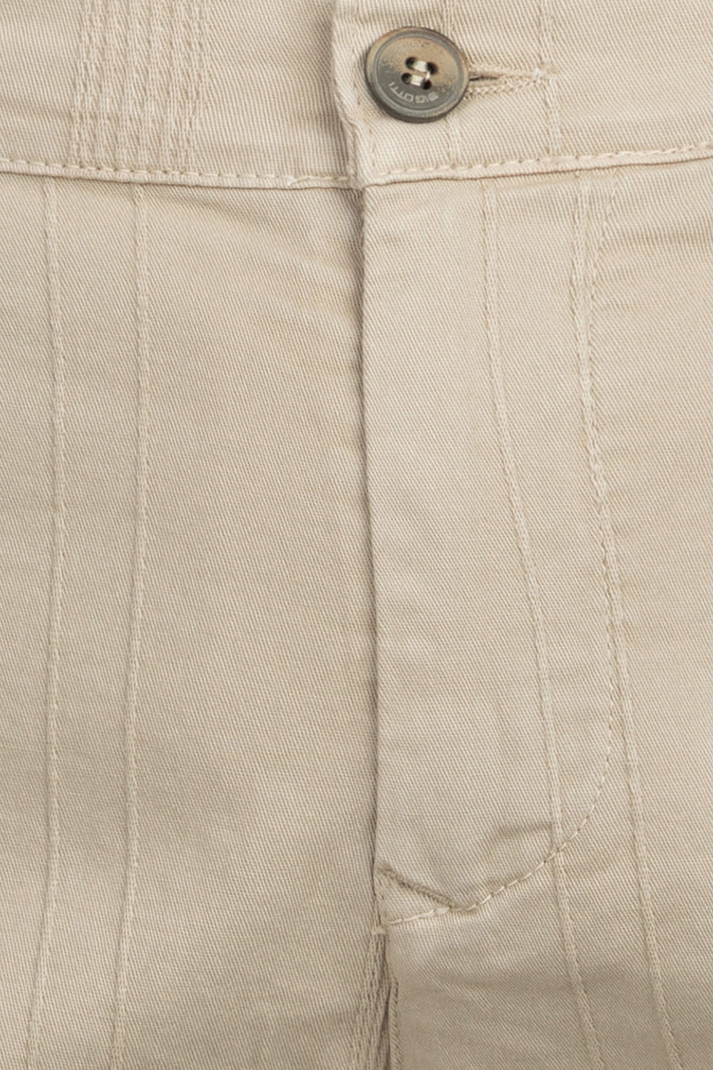 Pantaloni scurti slim bej uni 1
