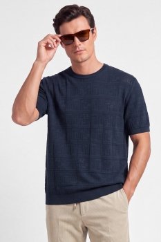 Tricou slim bleumarin uni