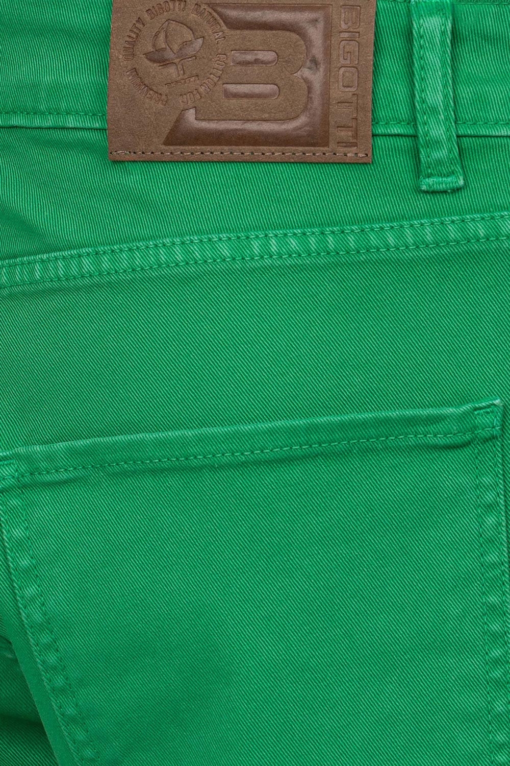 Pantaloni scurti slim verzi uni 2