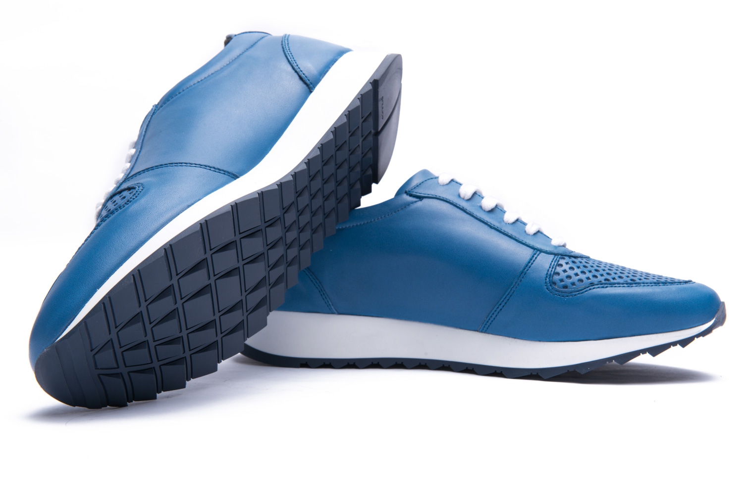 Pantofi albastri piele naturala 1