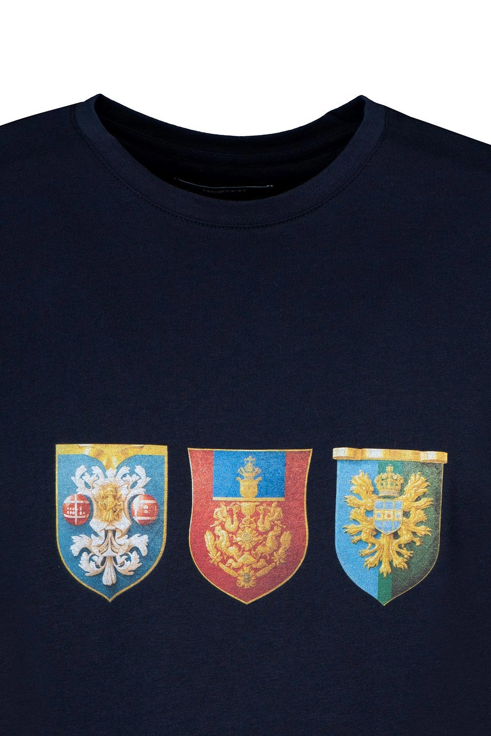 Navy t-shirt 2