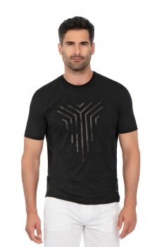 Black geometric t-shirt