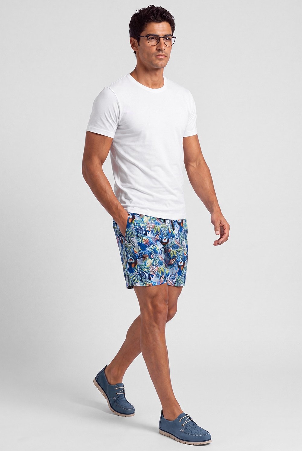 White short 0