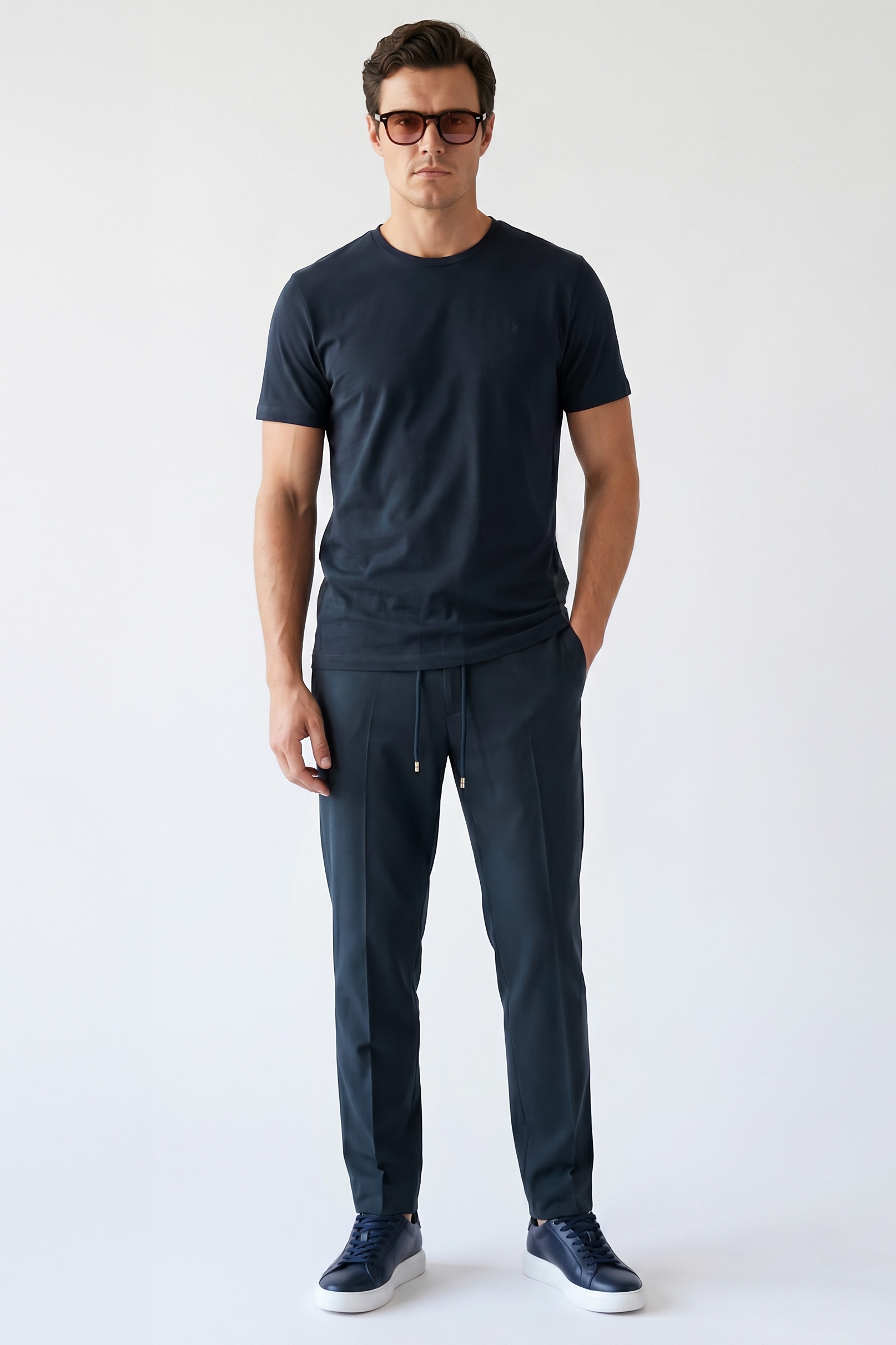 Navy plain t-shirt 3