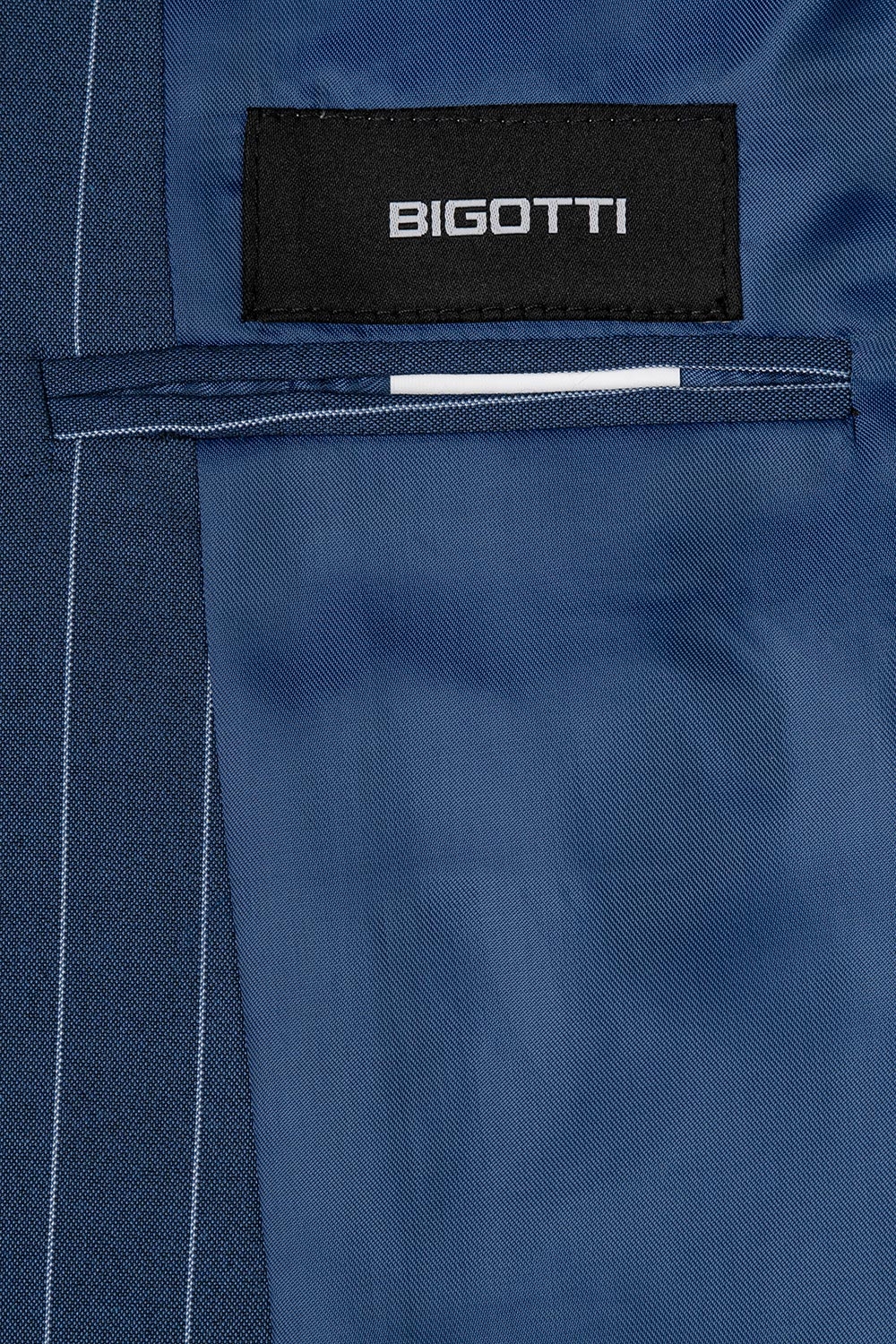 Costum slim albastru in dungi 2