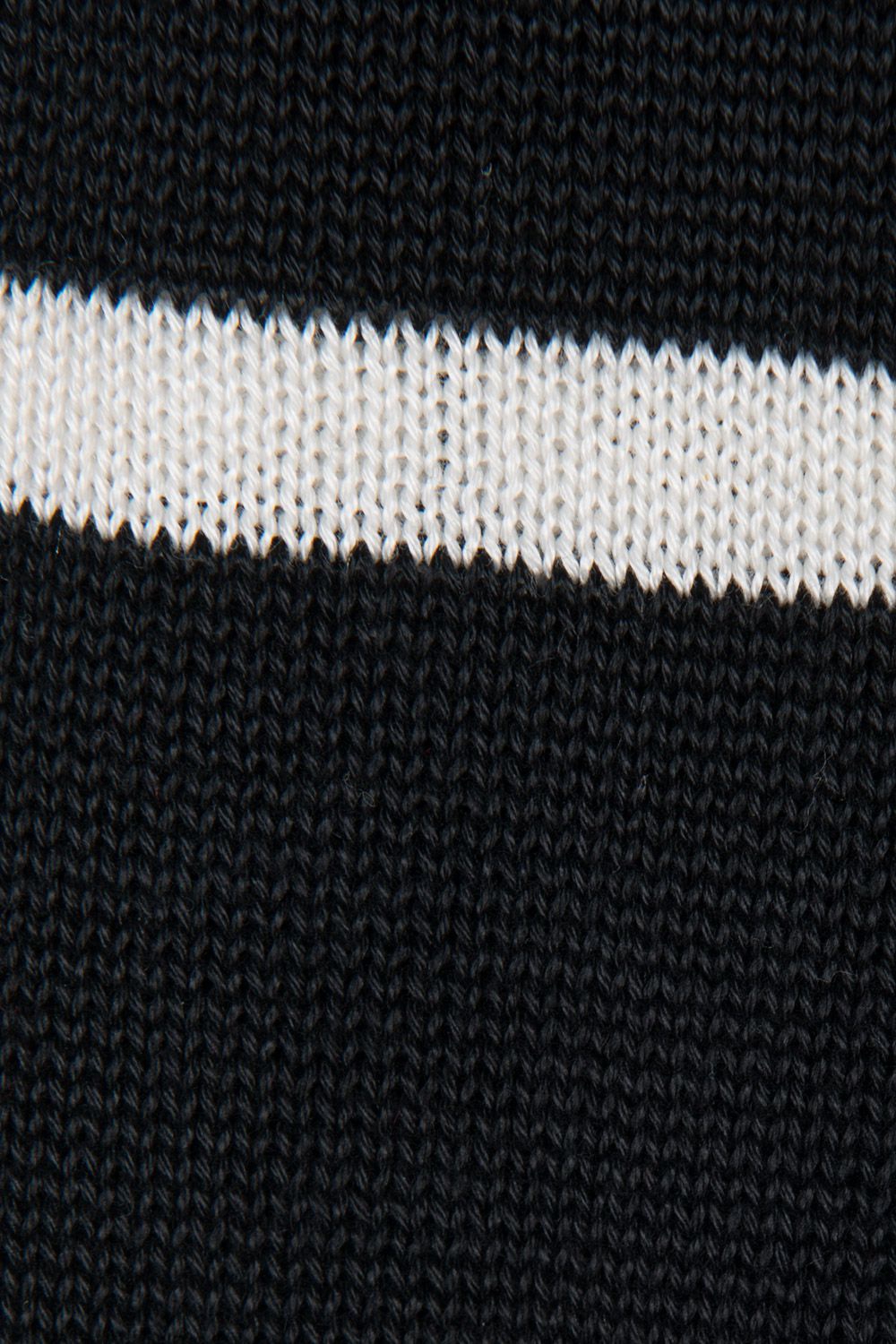 Cravata tricotata neagra dungi 1
