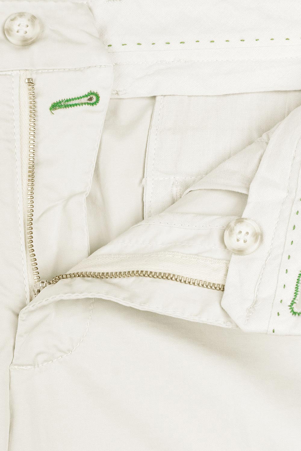 Pantaloni slim albi uni 2