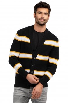 Regular black sweater