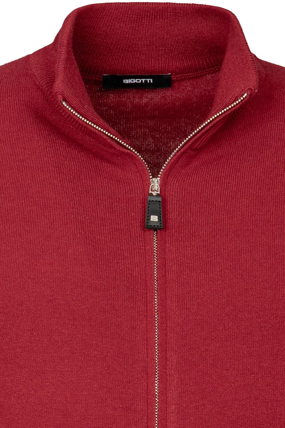 Slim body red sweater 1