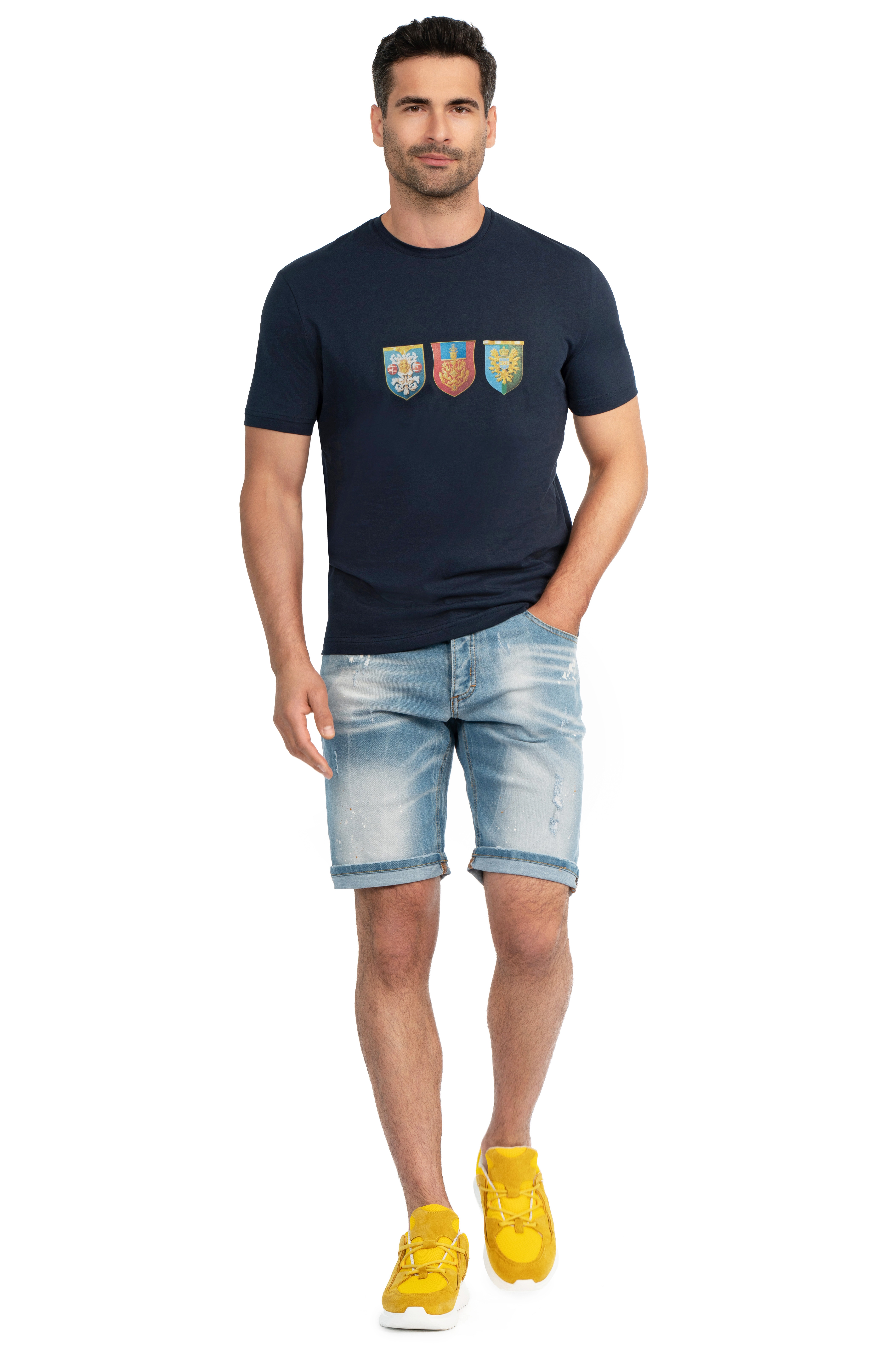 Navy t-shirt 3