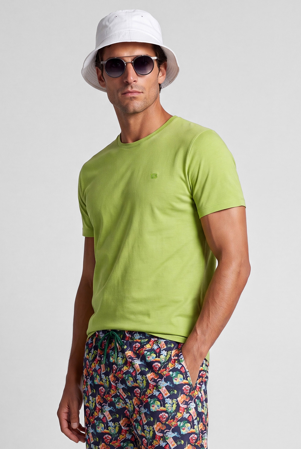 Tricou slim verde uni guler rotund 0