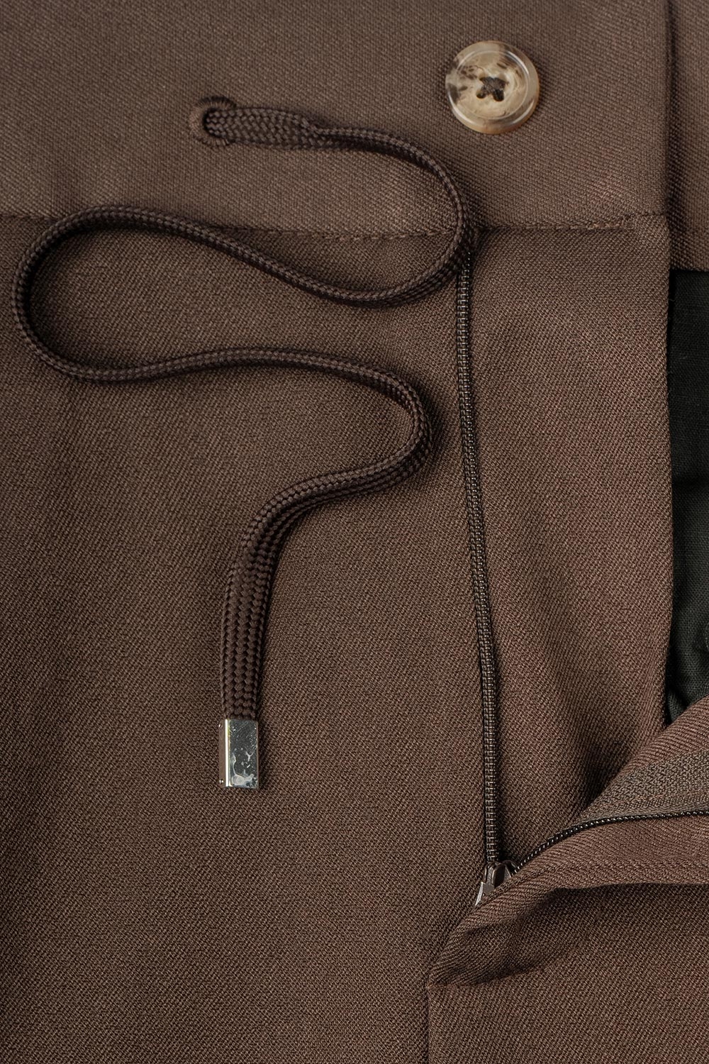 Pantaloni slim maro uni 1