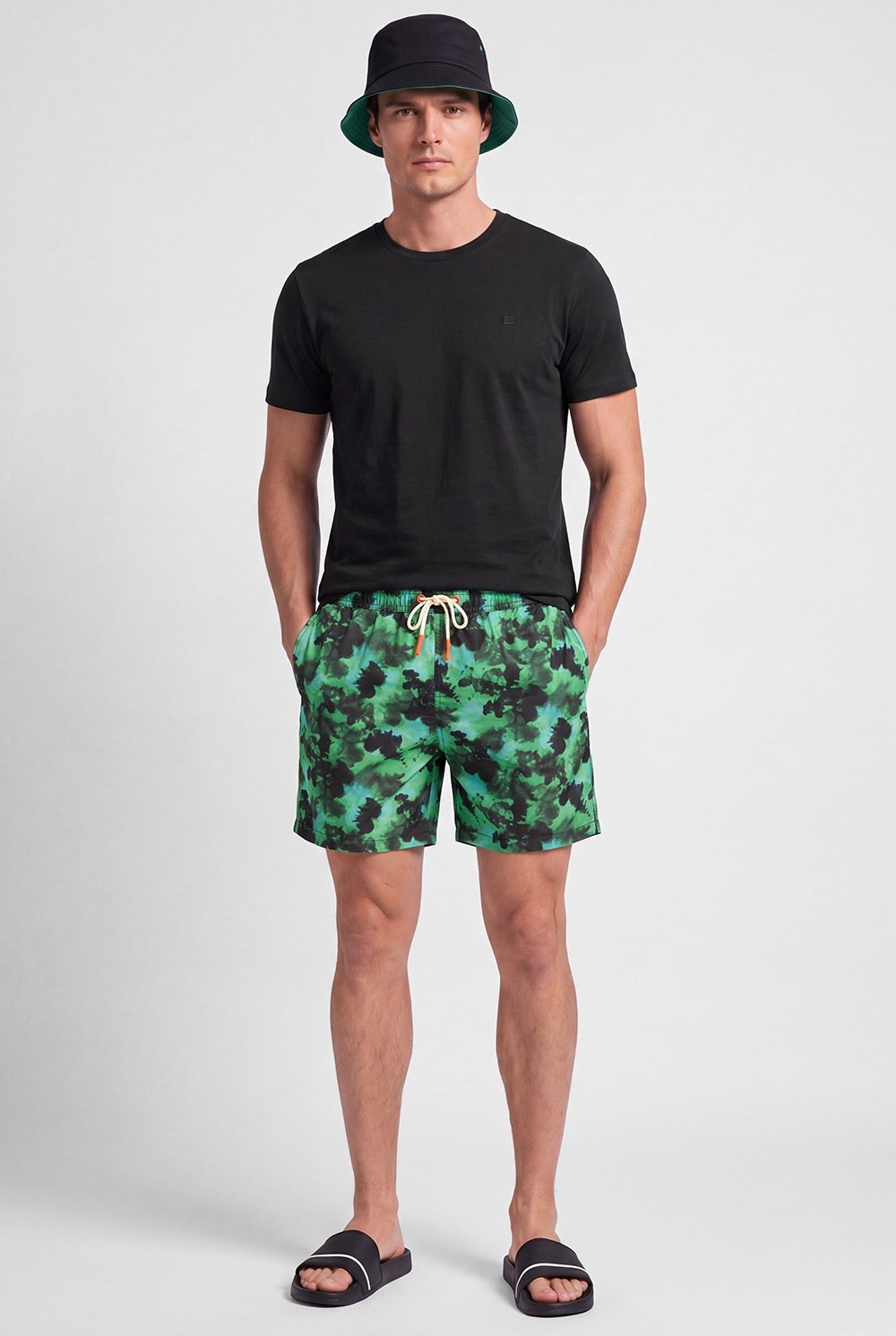 Multi-colored short 0