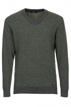 Slim body kaki sweater