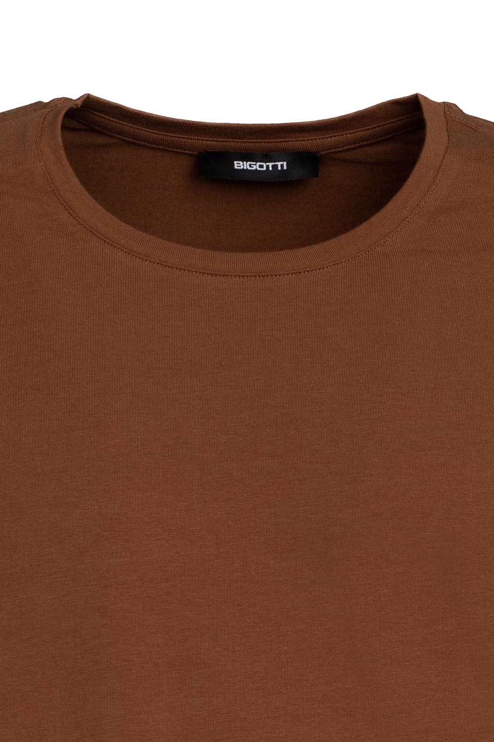 Tricou slim maro guler rotund 1