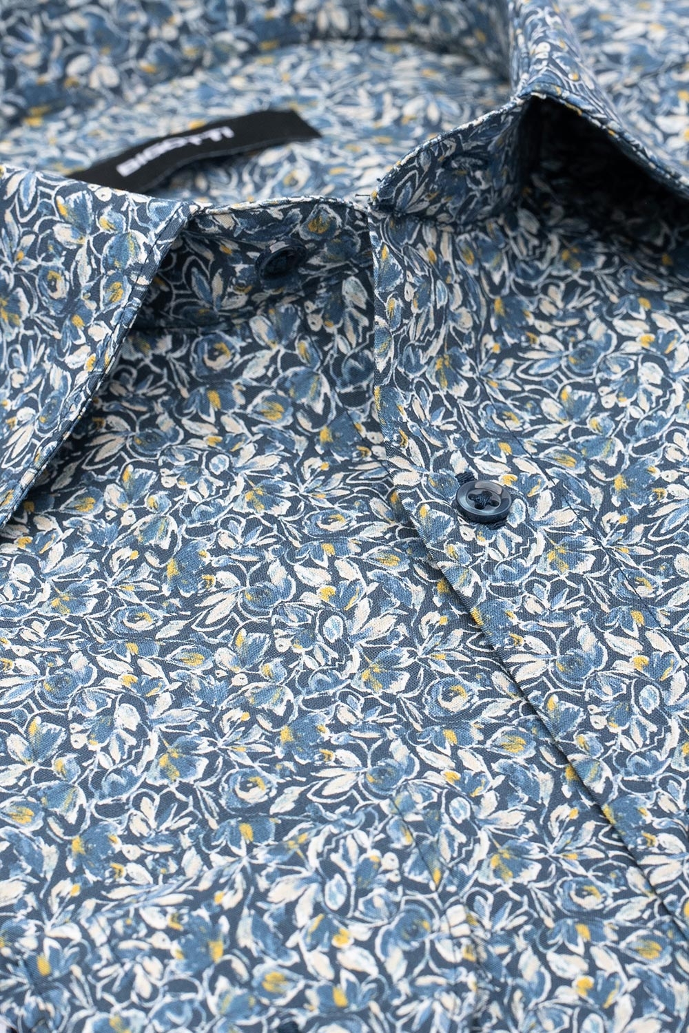 Slim body light blue floral shirt 1